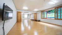 Ulsan Sanmeorusanjang Pension