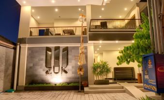 Zuk Hotel