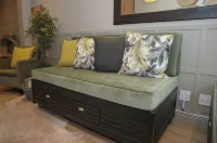 Royal Pearl, Insta-Worthy Apt Hoteles en Paarl