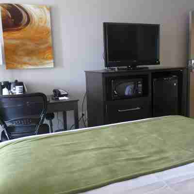 Best Western Harvest Inn  Suites Rooms