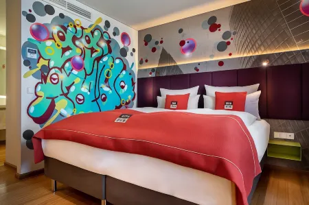 Holiday Inn - the Niu, Hide Berlin Friedrichshain