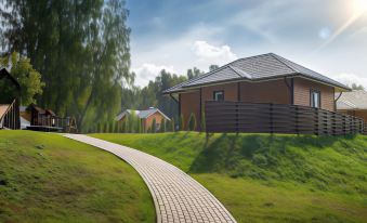 Dachnyij Hotel Lesnyie Polyanyi
