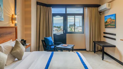 Hotel Sapphire Hotels near Swahili Cultural Centre