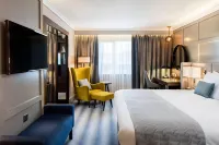 Crowne Plaza Belfast Hotels near Translink Short Strand Bus Depot