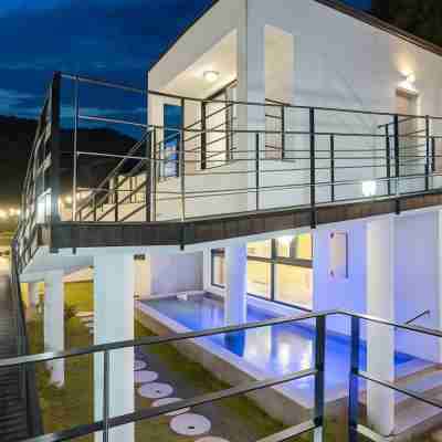 Gapyeong High Palace Pool Villa Hotel Exterior
