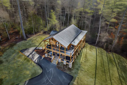 Hillside Hideaway 3 Bedroom Cabin by RedAwning Hotels in Sevier County
