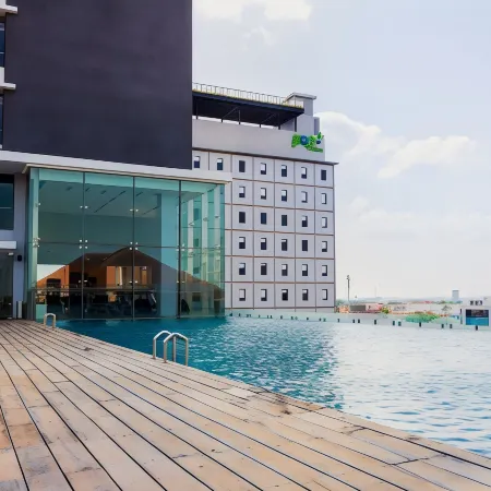 Harris Hotel & Conventions Solo