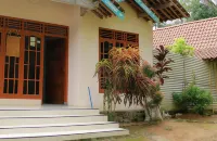 Suparman Homestay - Hostel Hotels in Kokap