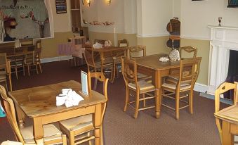 Chadwick House Hotel - Housity
