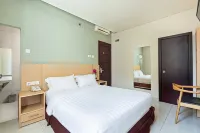 Life Hotel Soekarno Hatta Makassar Hotels in Bontoala