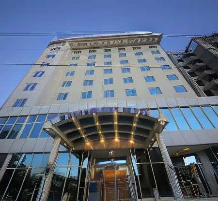 Dreamliner Hotel