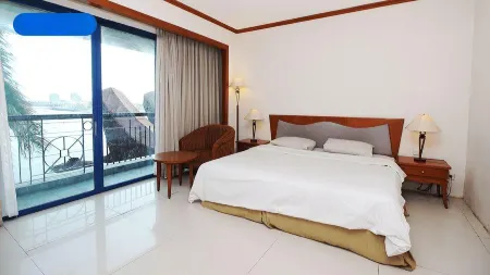 Makassar Golden Hotel