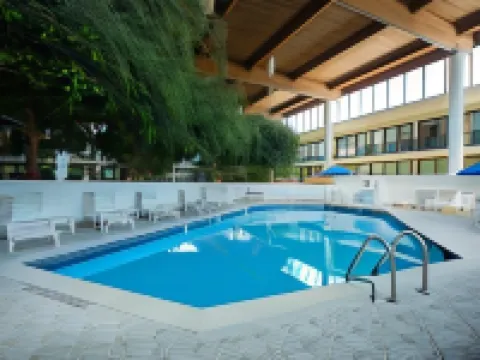 Wyndham Garden Romulus Detroit Metro Airport Hotels in Romulus