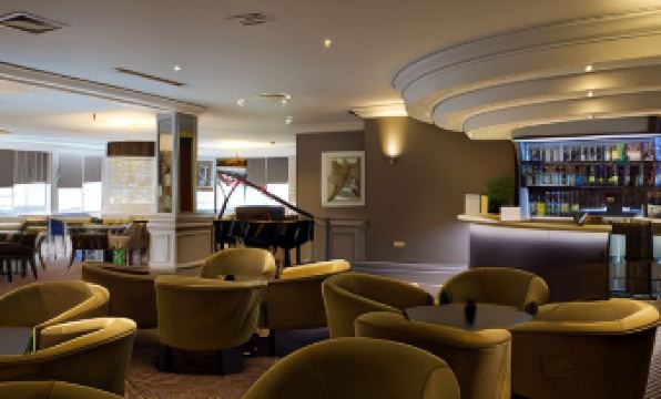 6. 더블트리 바이 ..