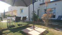 Le Jasmin Hotels in Montagnac