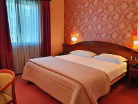 Hotel Poppi Các khách sạn ở Mira