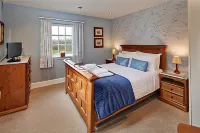 White Horse Farm Inn Hotels in Rosedale West Side