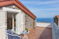 YourHome - Relais Loggia Li Galli