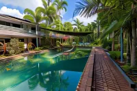 King Reef Resort - Beach