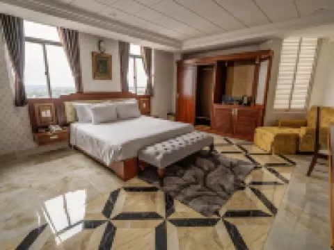 德龍嘉萊酒店及公寓 波來古酒店