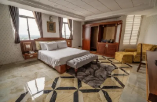 Duc Long Gia Lai Hotels & Apartment
