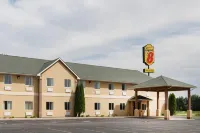 Super 8 by Wyndham Huntington