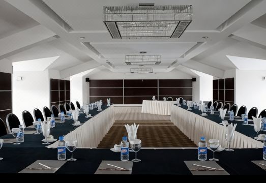 빌켄트 호텔 & 컨퍼런스 센터 외관