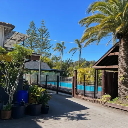 Central Jetty Motel