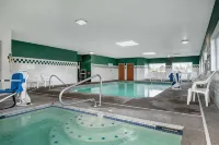 كومفرت إن آند سويتس ساليم فنادق في Keizer