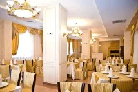 Elbuzd Hotel