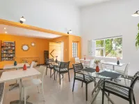 Capetown 4U Guesthouse Hotels near Paddocks shopping Centre