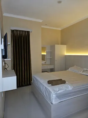 Omah Joglo Bugis Hotels in Jabung