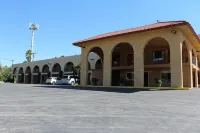 Cajon Pass Inn Hotels near Nocturnal Wonderland