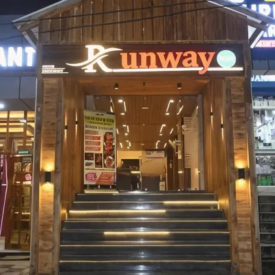 跑道飯店 科尔宾海湾附近的飯店