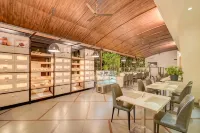 The Ssk Solitaire Hotel & Banquets - breakfast