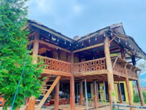 May Home Ta Xua Hotels in 