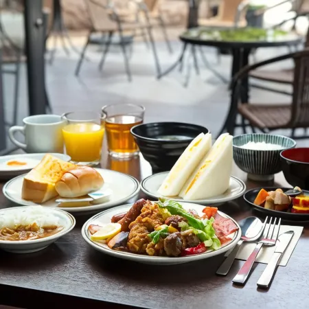 Hotel Hillarys Отели рядом с достопримечательностью «Торговый центр Namba Parks»
