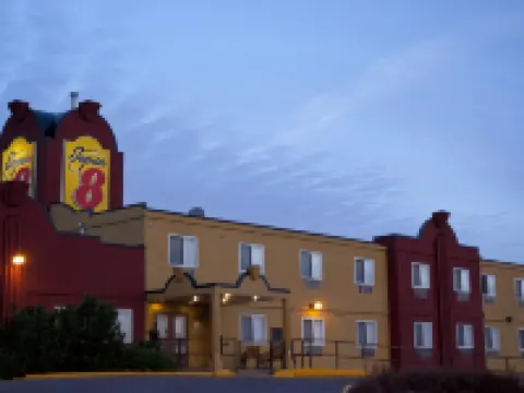 Super 8 by Wyndham Swift Current Hotels in Swift Current