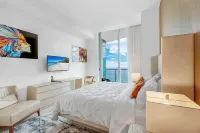 Infinity-Edge Pool and Ocean View Balcony - Stunning Luxury Retreat Hôtels à proximité de l'Aéroport international de Fort Lauderdale-Hollywood