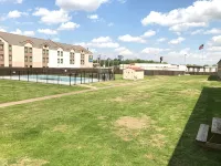 Days Inn by Wyndham Joplin - Pools