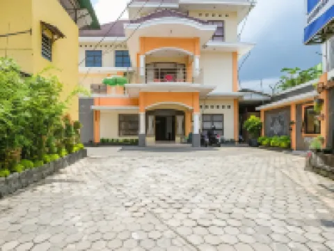 RedDoorz Syariah @ Jalan Simpang Gajayana Hotels in Lowokwaru