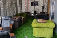 Laycon Hotel and Suites