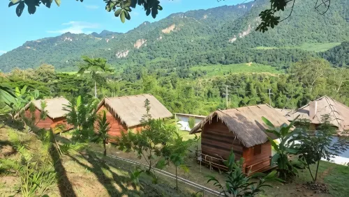Naga Lodge Hotels in Ban Xiang-Nouak