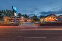 Canadas Best Value Inn Chinook Station