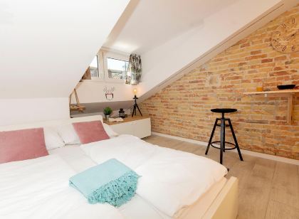 Apartments & Rooms Opa Opa