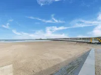 Chic Stay with Sea Access