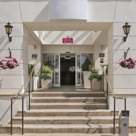 Airport Inn Manchester Отели рядом с достопримечательностью «Таттон-парк»