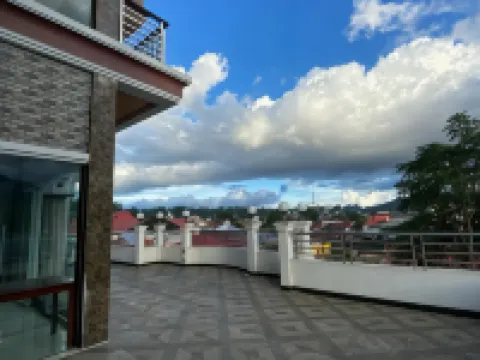 Toraja Lodge Hotel 北托拉查縣酒店