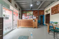 RedDoorz Syariah @ Pangeran Suryanata Samarinda Hotels in Air Hitam