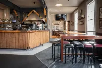 The Brown Pub فنادق في Methven